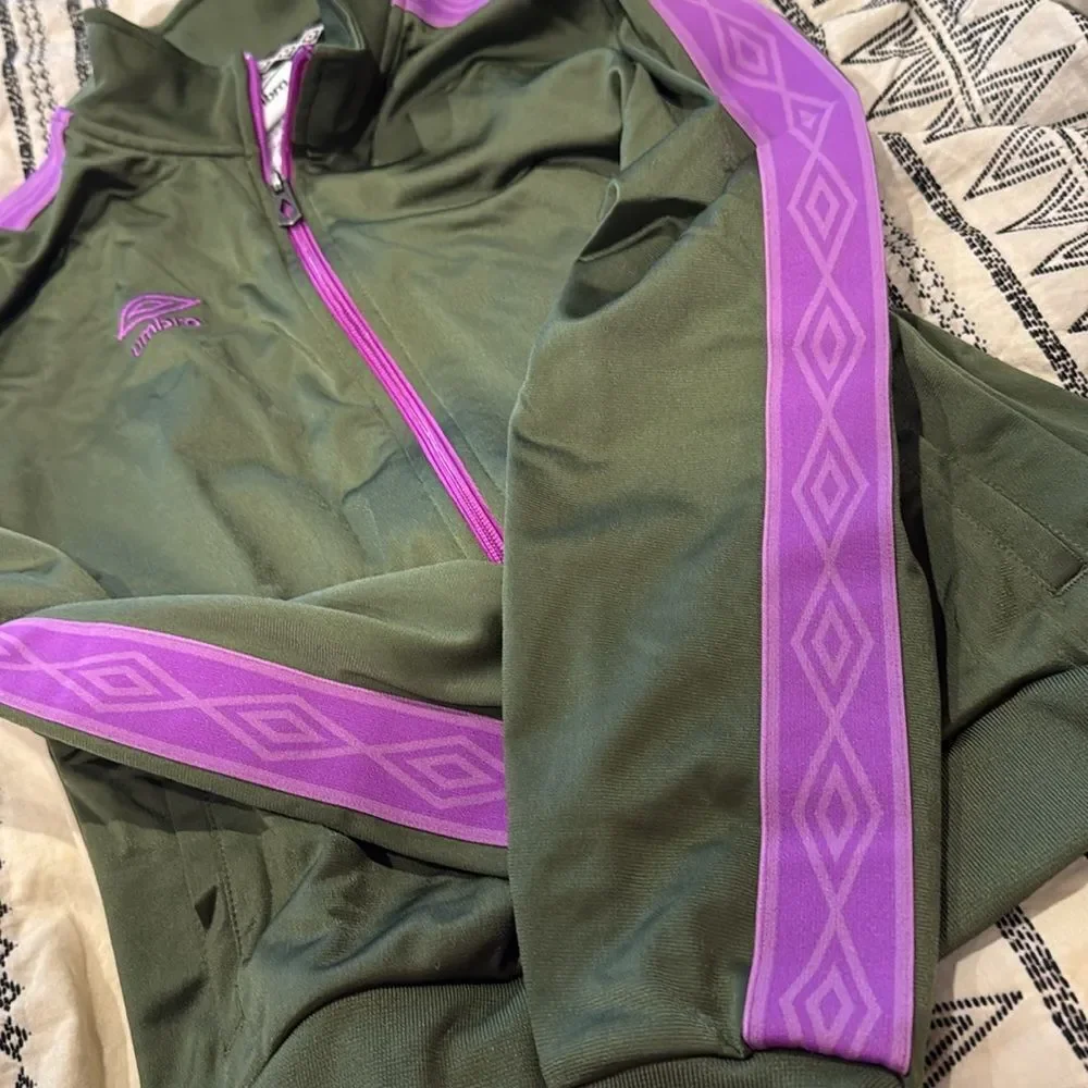 Umbro Green and Purple Bomber Jacket Lightweight Athletic Wear xsmall top gym